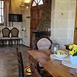 Sunset Castle House With Pool Villa *