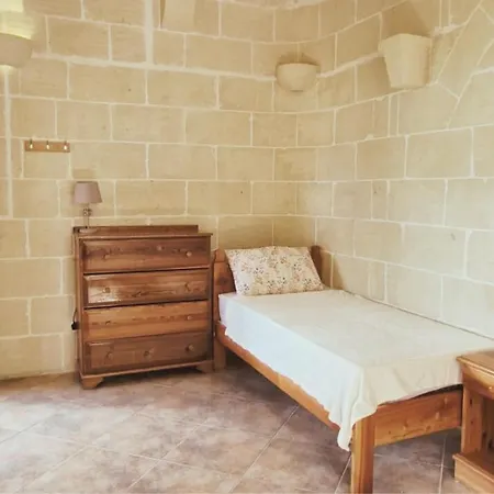 Sunset Castle House With Pool וילה *