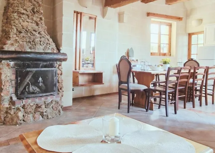 Sunset Castle House With Pool Villa Xagħra